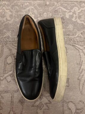 Frye Women’s Black Leather Slip-On